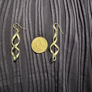 Silver plated twisted dangle earrings